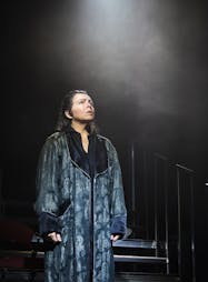 En julsaga. Görel Crona som Ebenezer Scrooge. Foto: Josefin Wiklund. Högupplöst. 