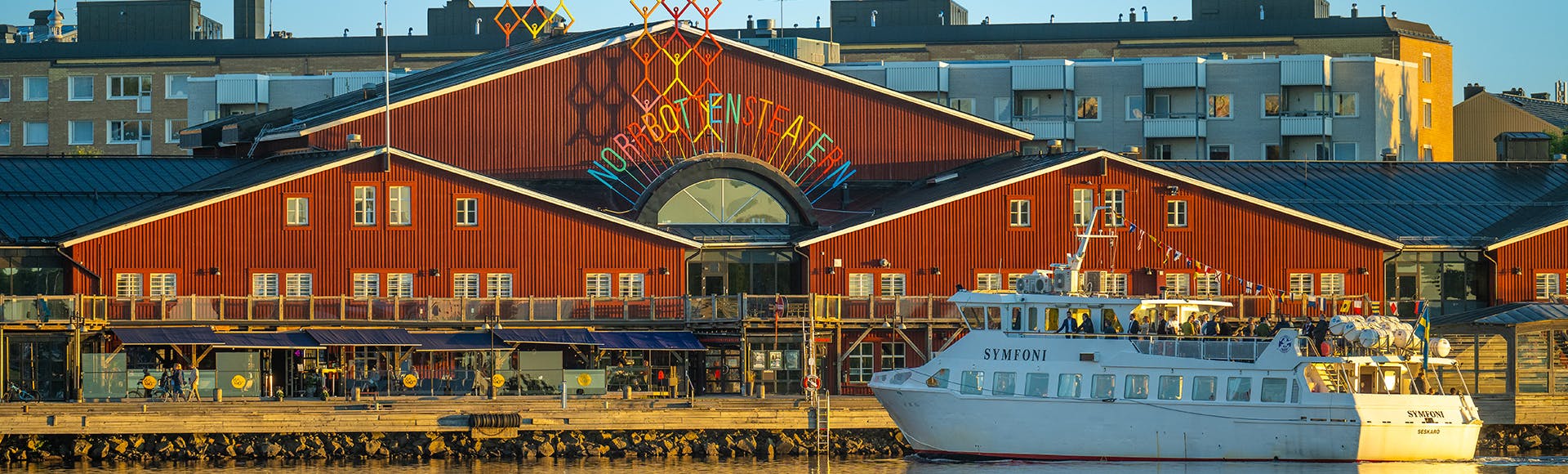 Kulturell kick off på teatern