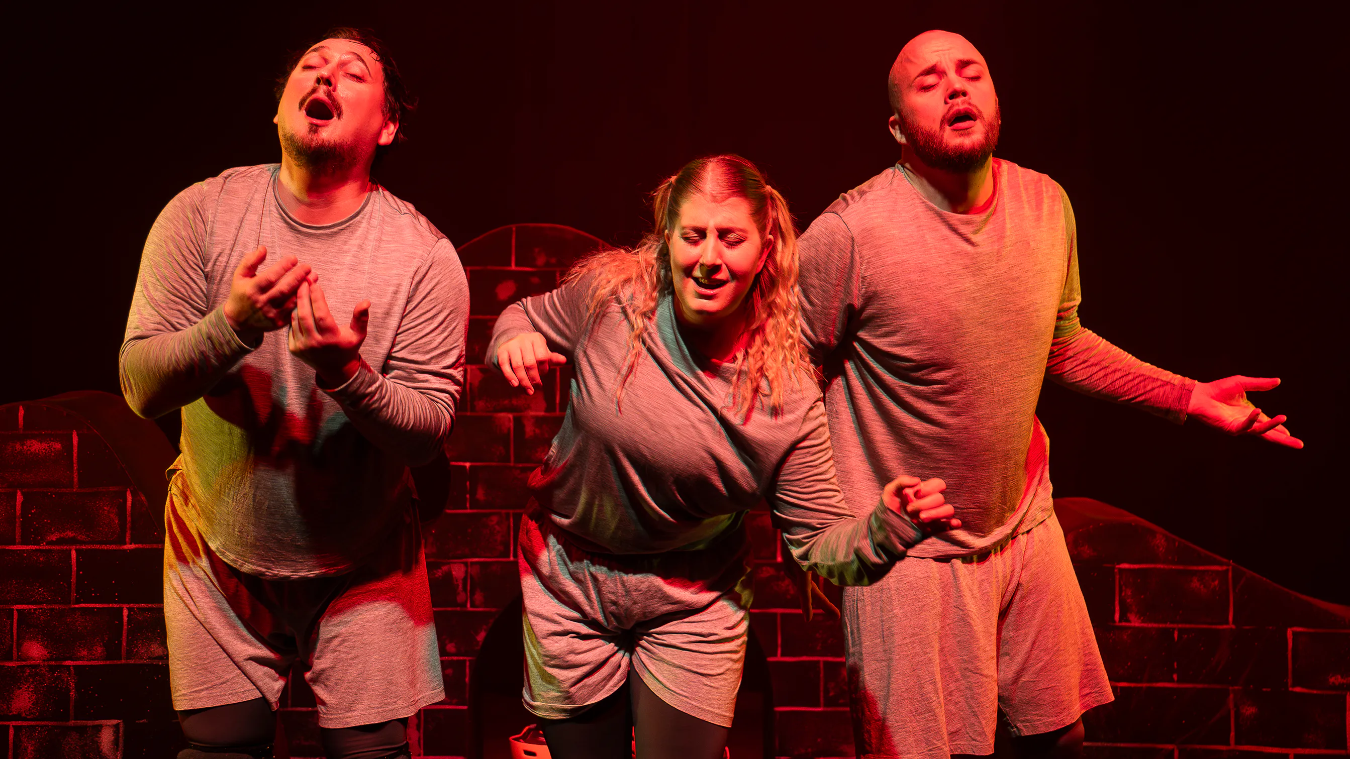 Biet i huvet med Jonas Hellman Driessen, Vanja Kittelmann Flensner och Albin Grenholm. 